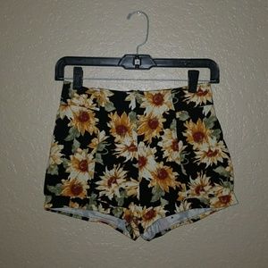 High Waisted Cuffed shorts